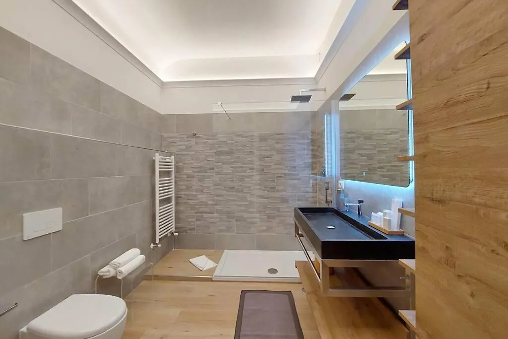 Aventino Contemporary Apartment Rome