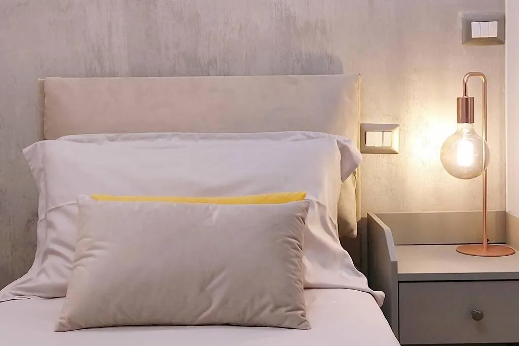 Aventino Contemporary Apartment Rome